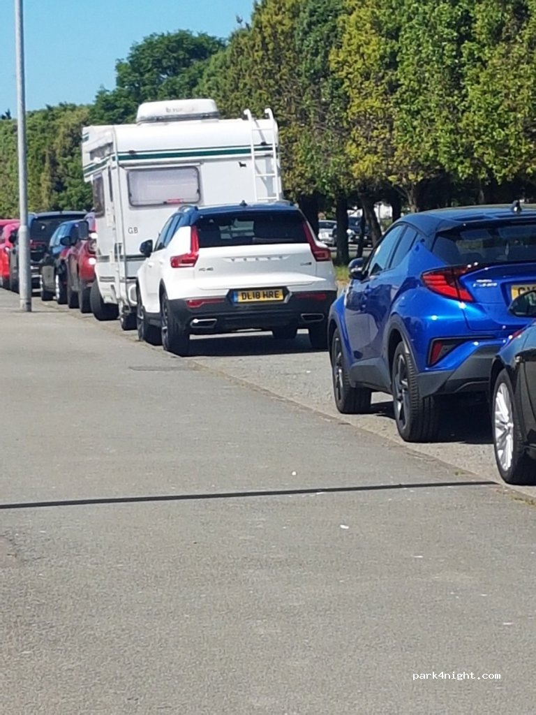 (LL30) Llandudno - Gloddaeth Avenue — foto 3