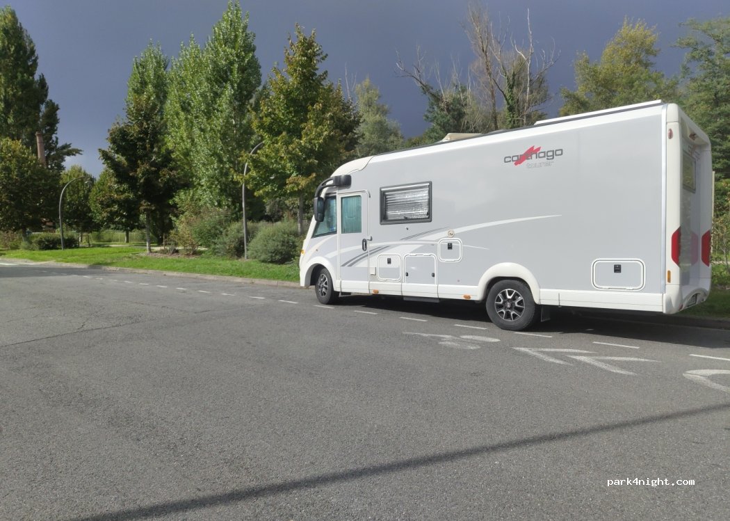 (64110) Jurançon - Rue Amédée Roussille — foto 2
