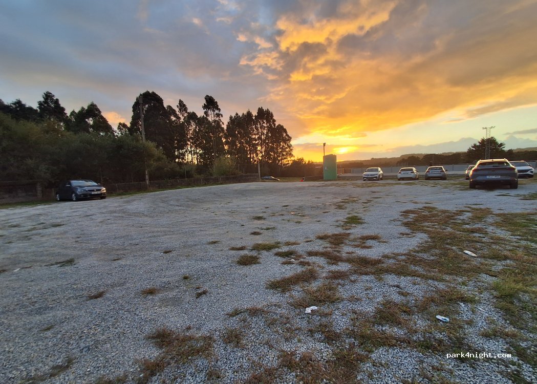 (15888) A Igrexa - Unnamed Road — foto