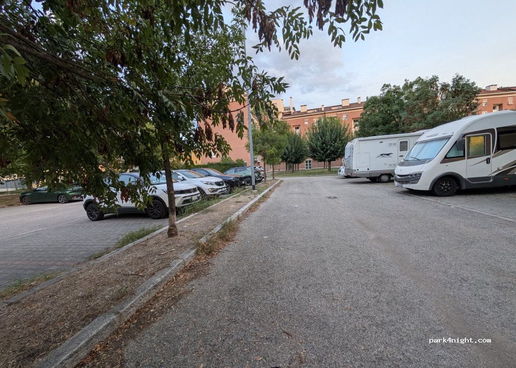 (40133) Bologna - Via Coriolano Vighi — foto 2