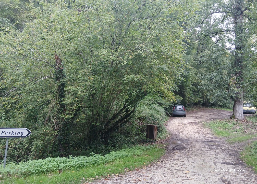 (24350) Grand-Brassac - Route de l'Abri de Rochereuil — foto