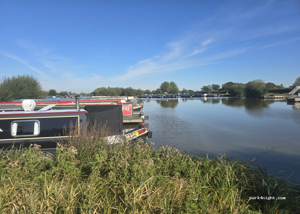 Overwater Marina, Touring Park and Glamping — foto 2