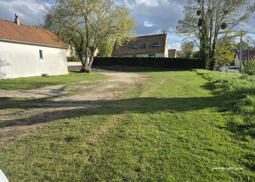 (14460) Colombelles - Venelle de la Passerelle — foto 2