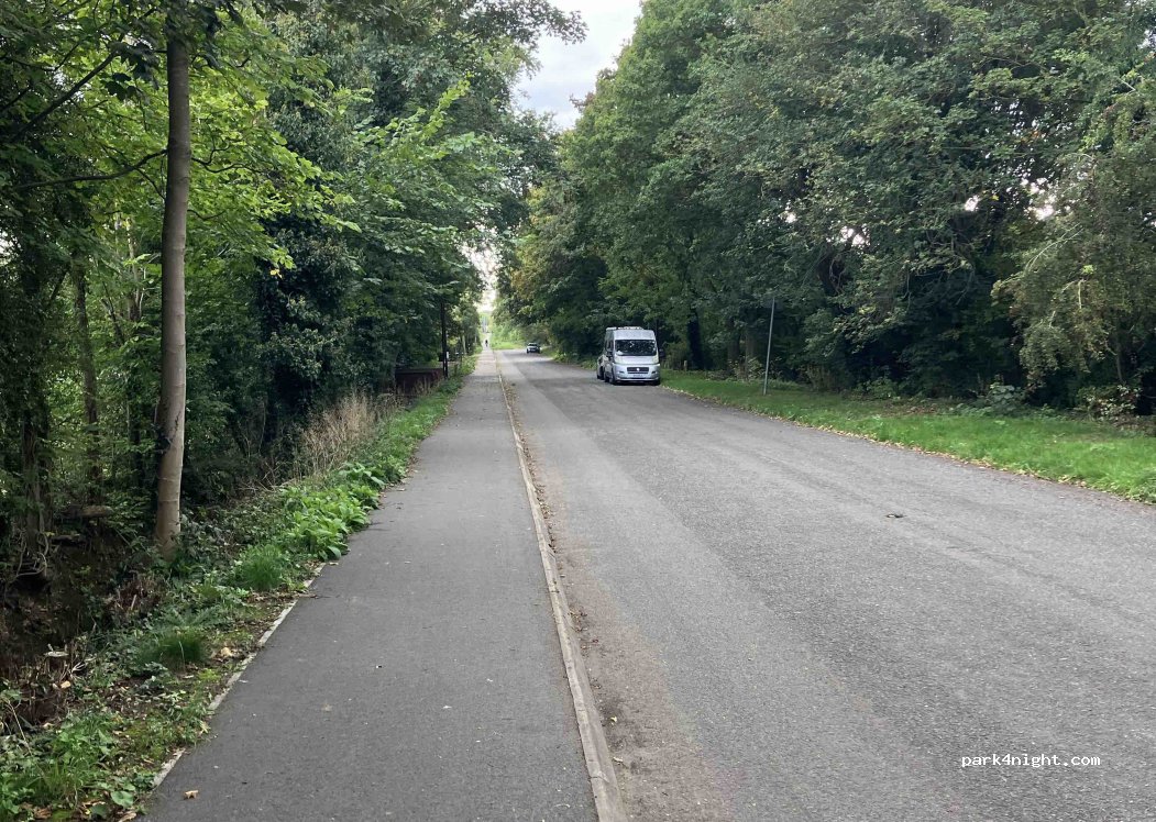 (LN2 4SX) West Lindsey - Unnamed Road — foto