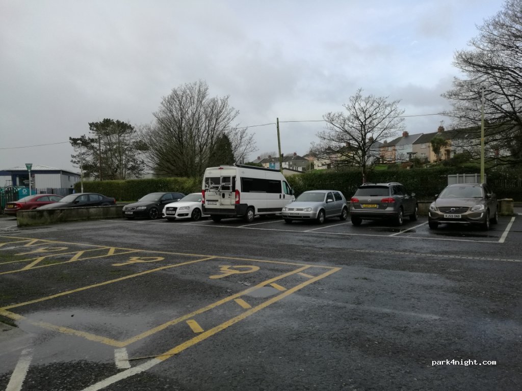 (SA70 7NG) Tenby - 14A Lower Park Road — foto