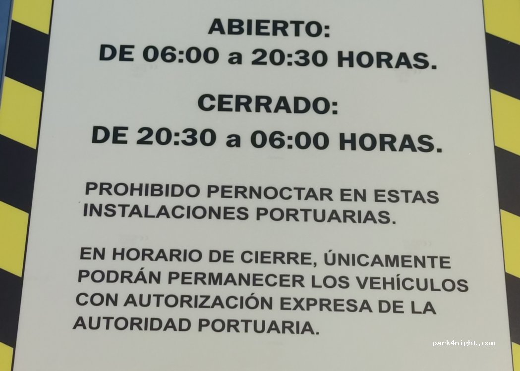 (35600) Puerto del Rosario - 2 Avenida Reyes de España — foto 4