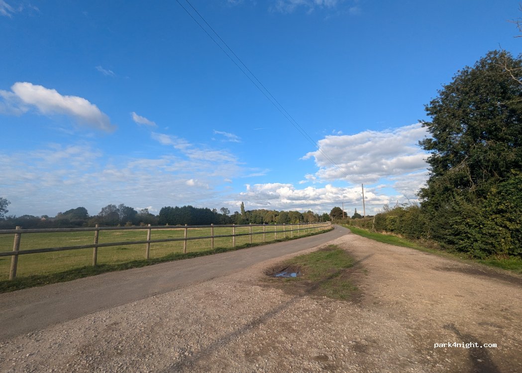(DE72 2DR) South Derbyshire - Unnamed Road — foto 2