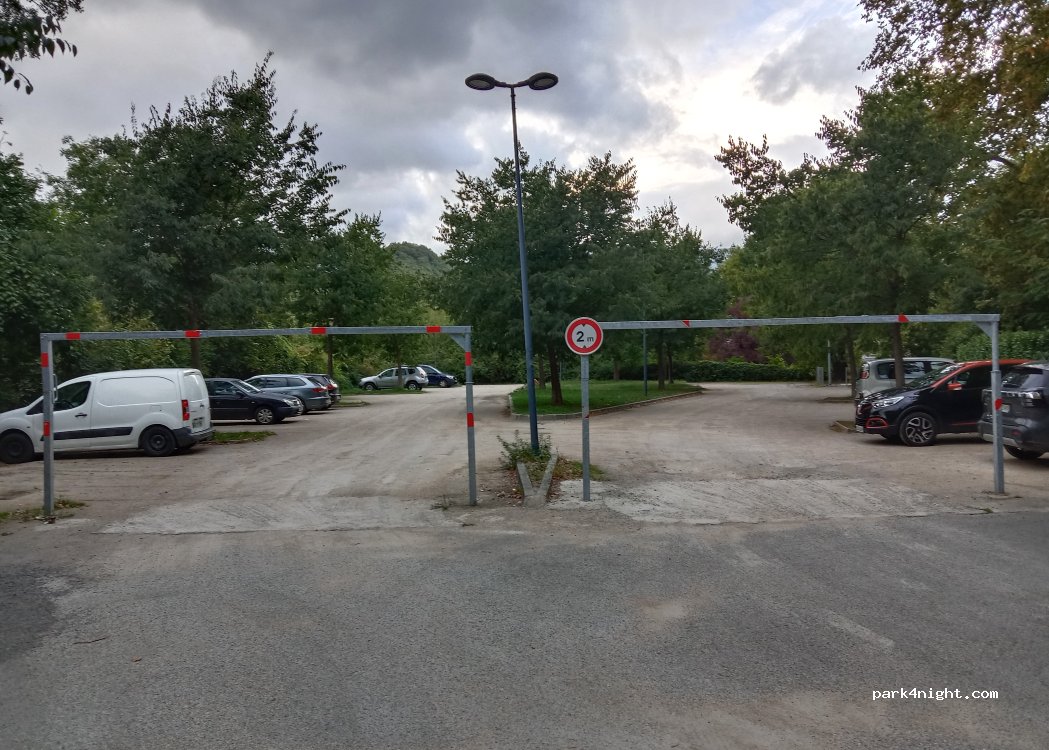 (30120) Avèze - Chem. de St Guilhem — foto 2