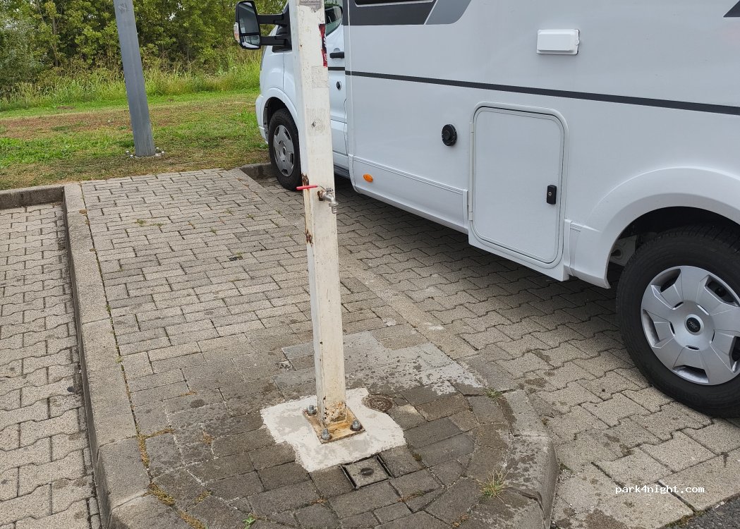 (7140) Bátaszék - Geresdi pihenőhely — foto