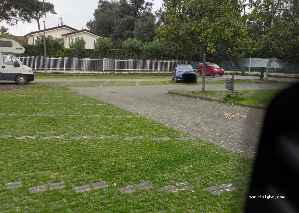 (55044) Pietrasanta - Via Asmara — foto 3