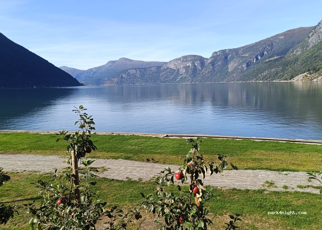(5786) Eidfjord - Simadalsvegen — foto