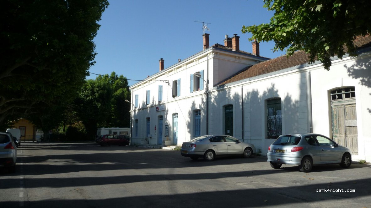(83170) Brignoles - 1 B Avenue de la Gare — foto