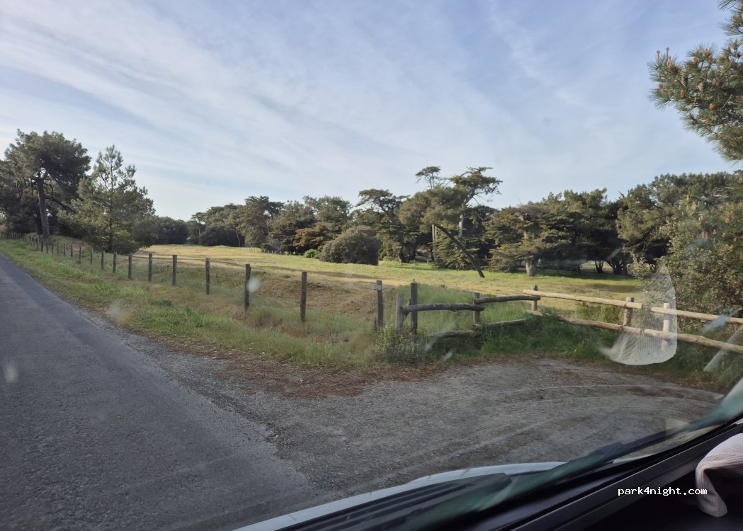 (44760) Les Moutiers-en-Retz - Route du Collet — foto 2