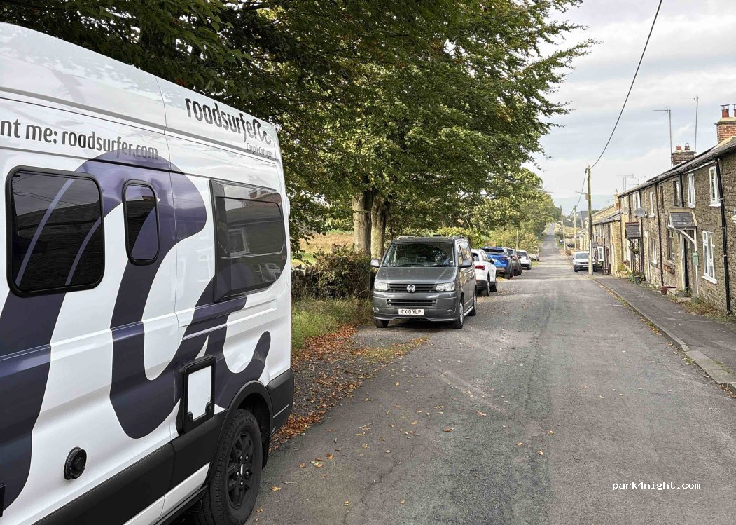 (NE48 2TF) West Woodburn - Armstrong Street — foto