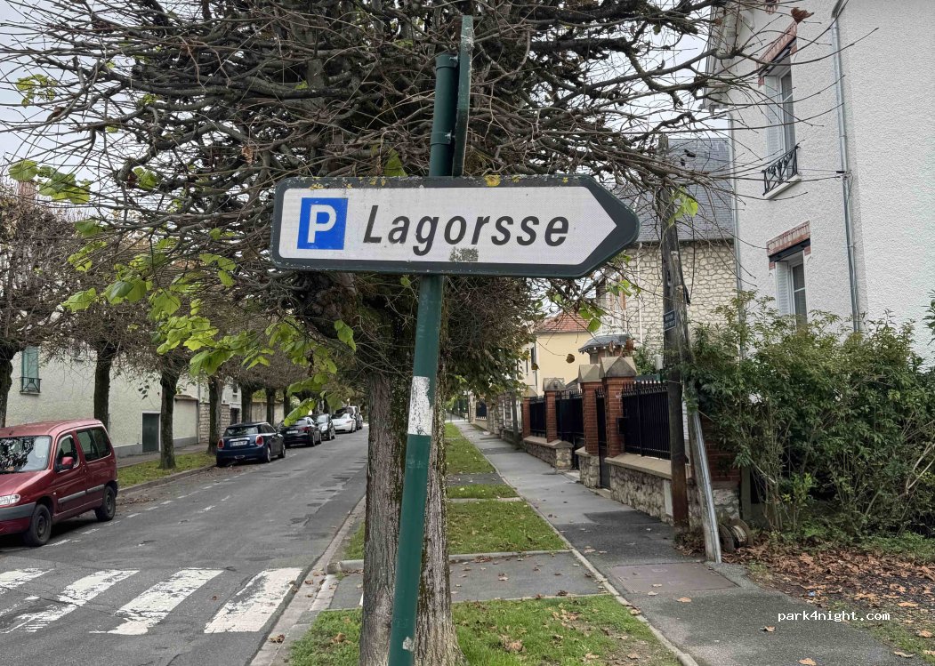 (77300) Fontainebleau - Boulevard Crevat-Durant — foto 4