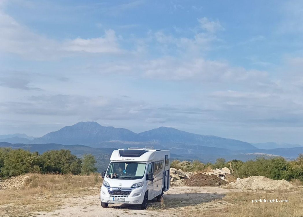 (45500) Petrovouni - Πετροβούνι - Παλαιοχώρι Συρράκου — foto