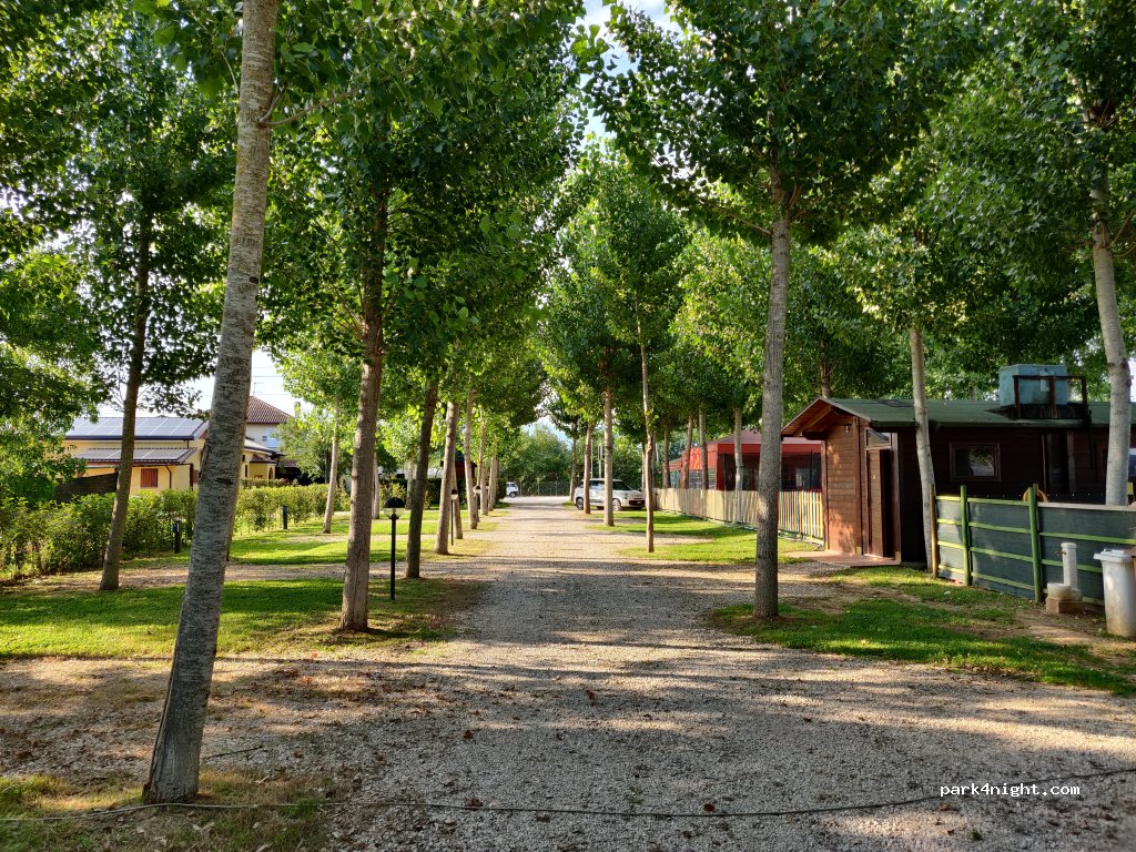 Area sosta camper Le Ganze — foto 2