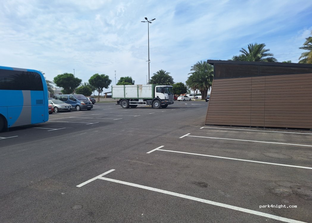 (AVENIDA DE) Heredades - Avenida Diputación Provincial — foto 2