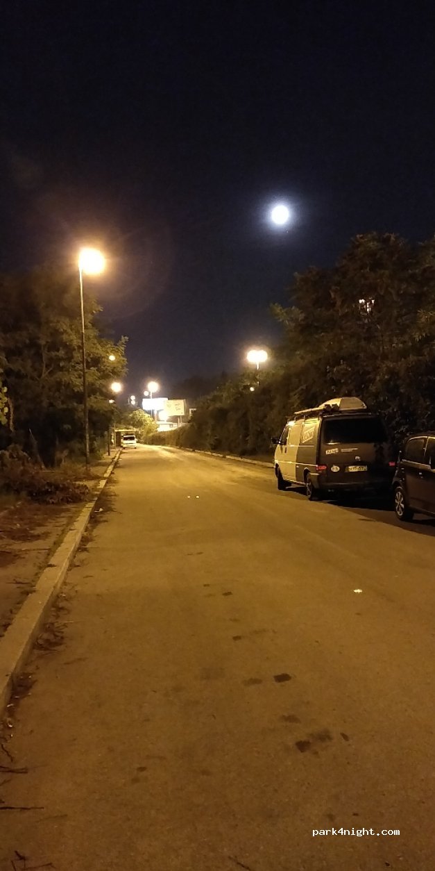 (150 00) Praha - 4 Ke Sklárně — foto 3