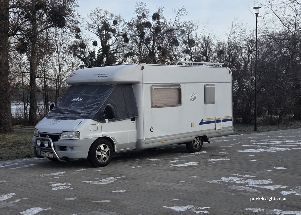 (69143) Hlohovec - Dolní konec — foto 5