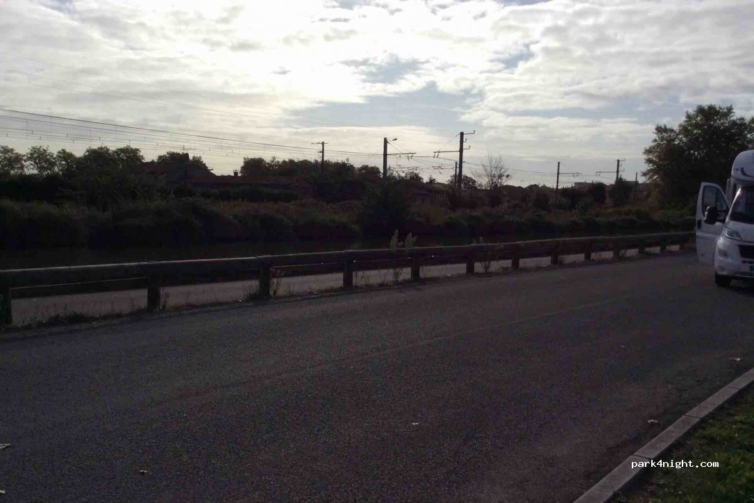 (31790) Saint-Jory - D20 — foto 2