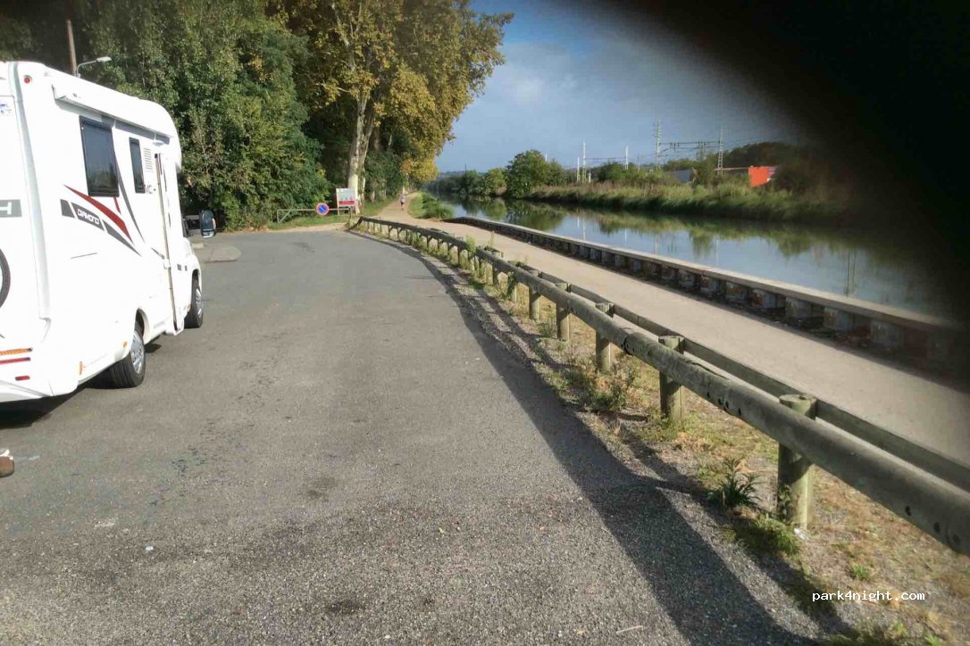 (31790) Saint-Jory - D20 — foto 3