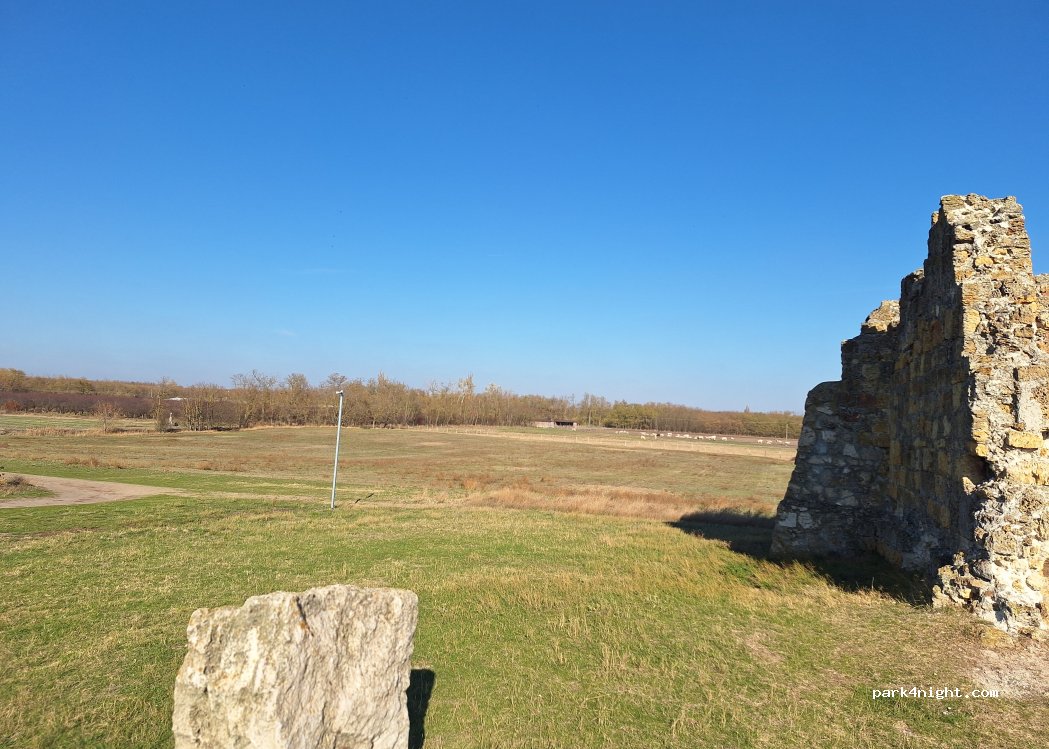 () Lajosmizse - Pusztatemplom út — foto 3