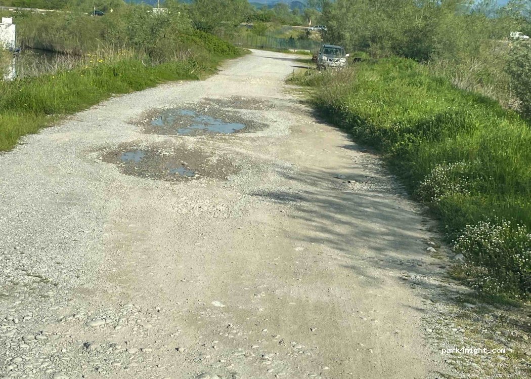 ()  - Unnamed Road — foto 5