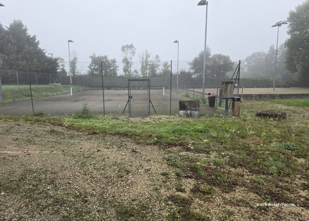 (01240) Dompierre-sur-Veyle - Allée des Sports — foto 2