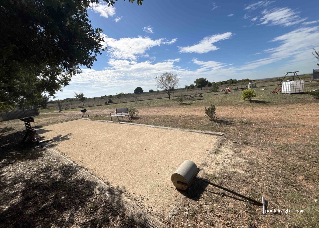 (30600) Vauvert - Chemin Vieux de Saint-Gilles — foto