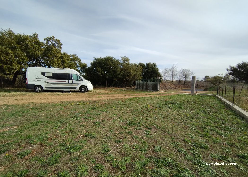 (30600) Vauvert - Chemin Vieux de Saint-Gilles — foto 3