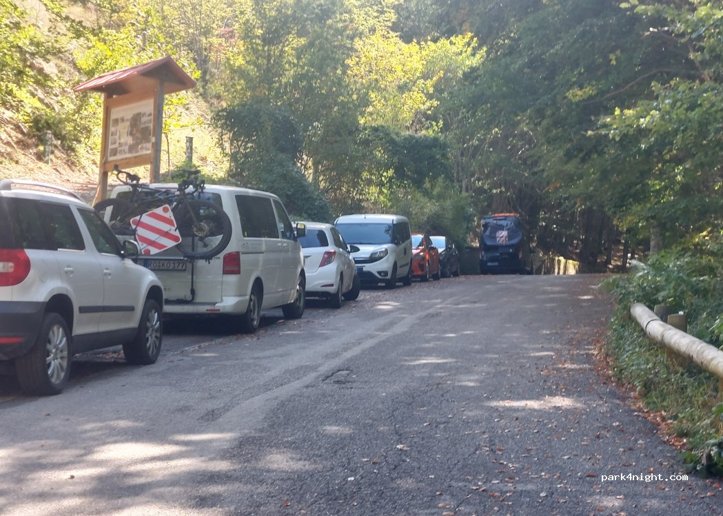 (85040) Viggianello - Unnamed Road — foto