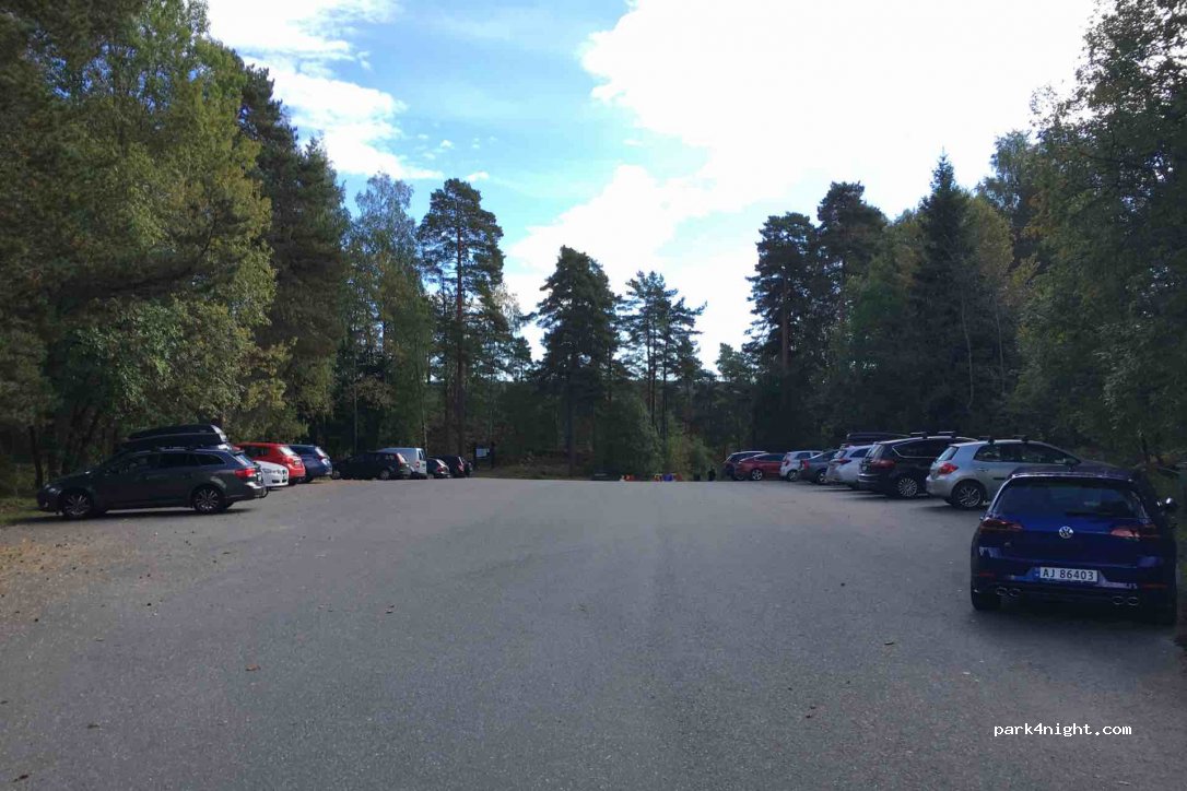 (0687) Oslo - 131 Østmarkveien — foto