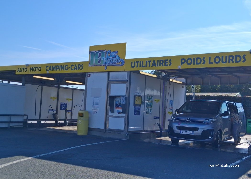 (17310) Saint-Pierre-d'Oléron - Route des Châteliers — foto