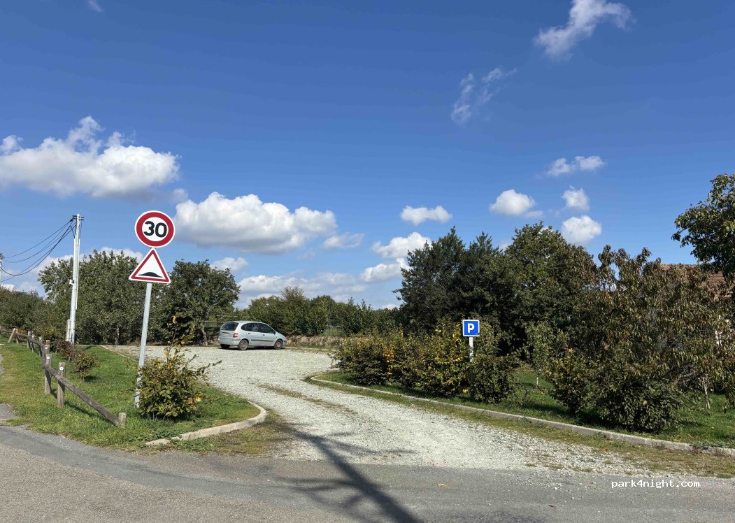 (72130) Saint-Paul-le-Gaultier - D 105 — foto