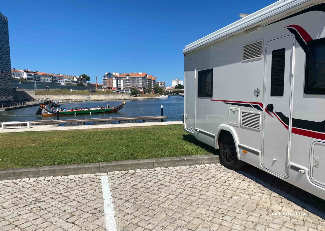 (3800) Aveiro - 1 Rua Carlos Silva Melo Guimarães — foto 3