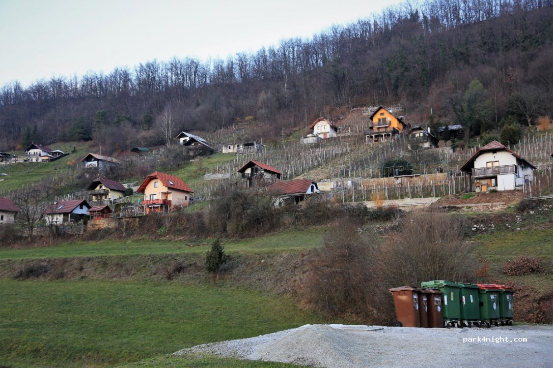 (8361) Dolnji Kot - Dvor–Soteska — foto 3