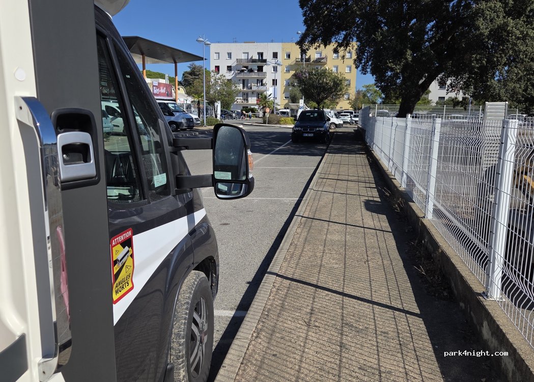 (20240) Ghisonaccia - Rue du Renosu — foto