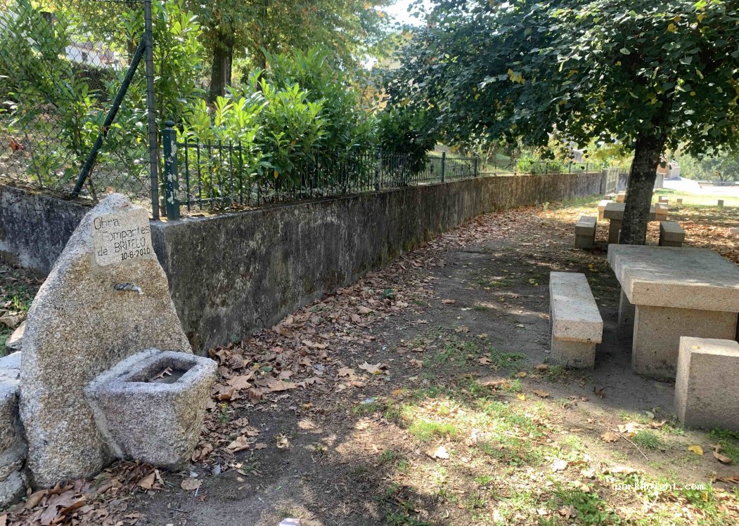 (4970-655) Entre Ambos-os-Rios - Avenida 15 de Agosto — foto
