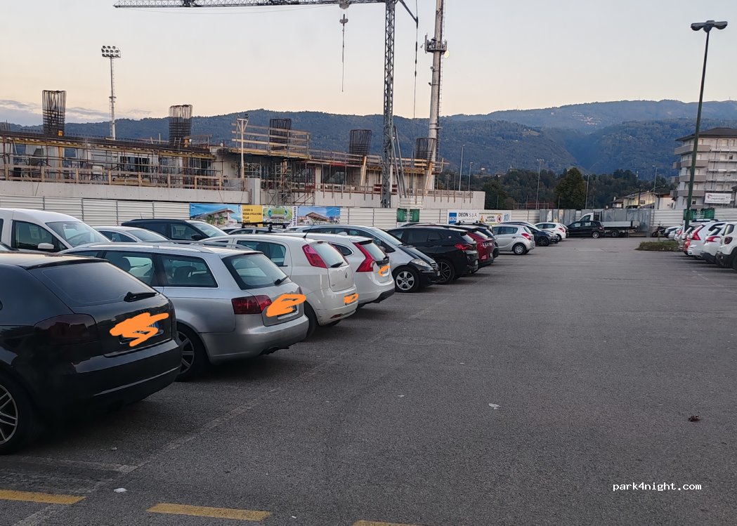 (32100) Belluno - Piazzale della Resistenza — foto