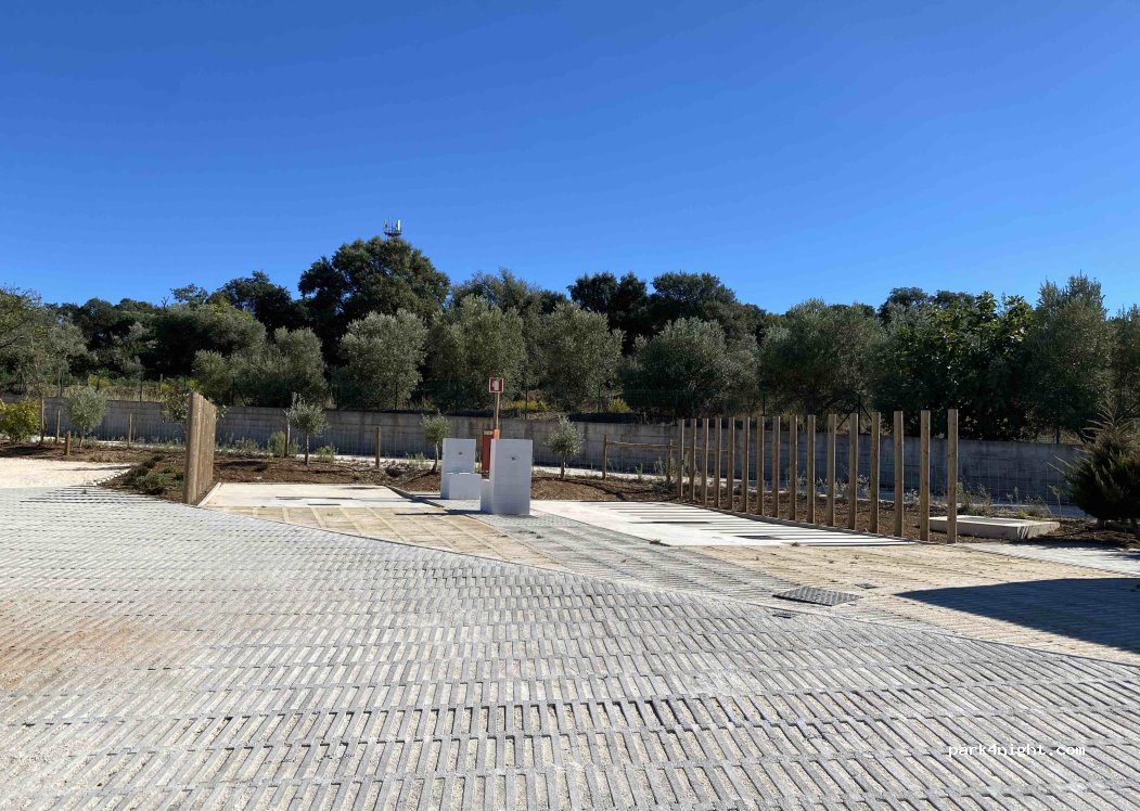 Área de Serviço Autocaravanas, Alferce — foto 2