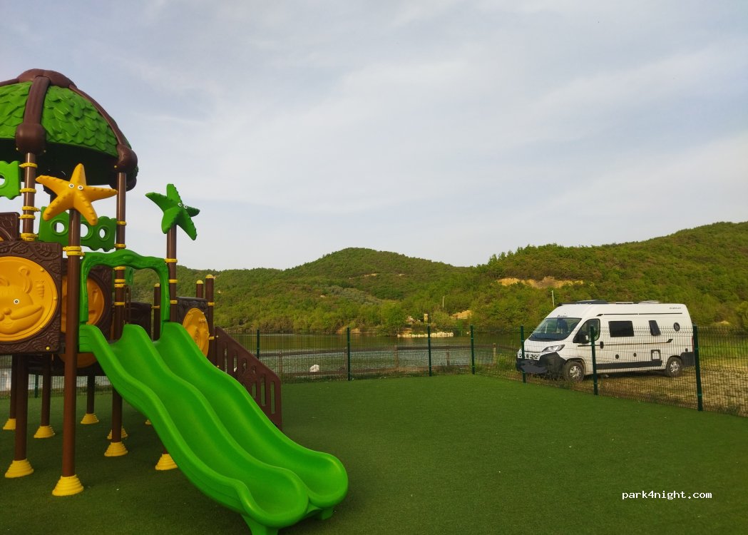 (2020) Rrubjekë - Unnamed Road — foto 3