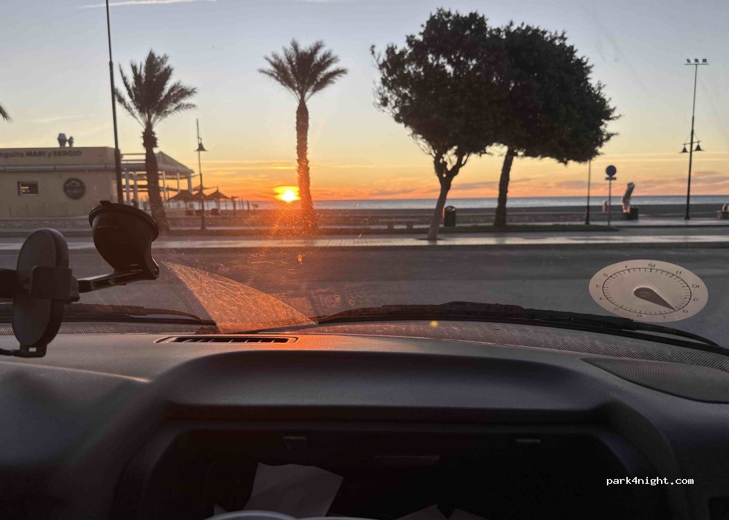 (29620) Torremolinos - Paseo Marítimo — foto 2