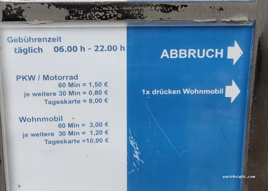 (01468) Moritzburg - Radeburger Straße — foto