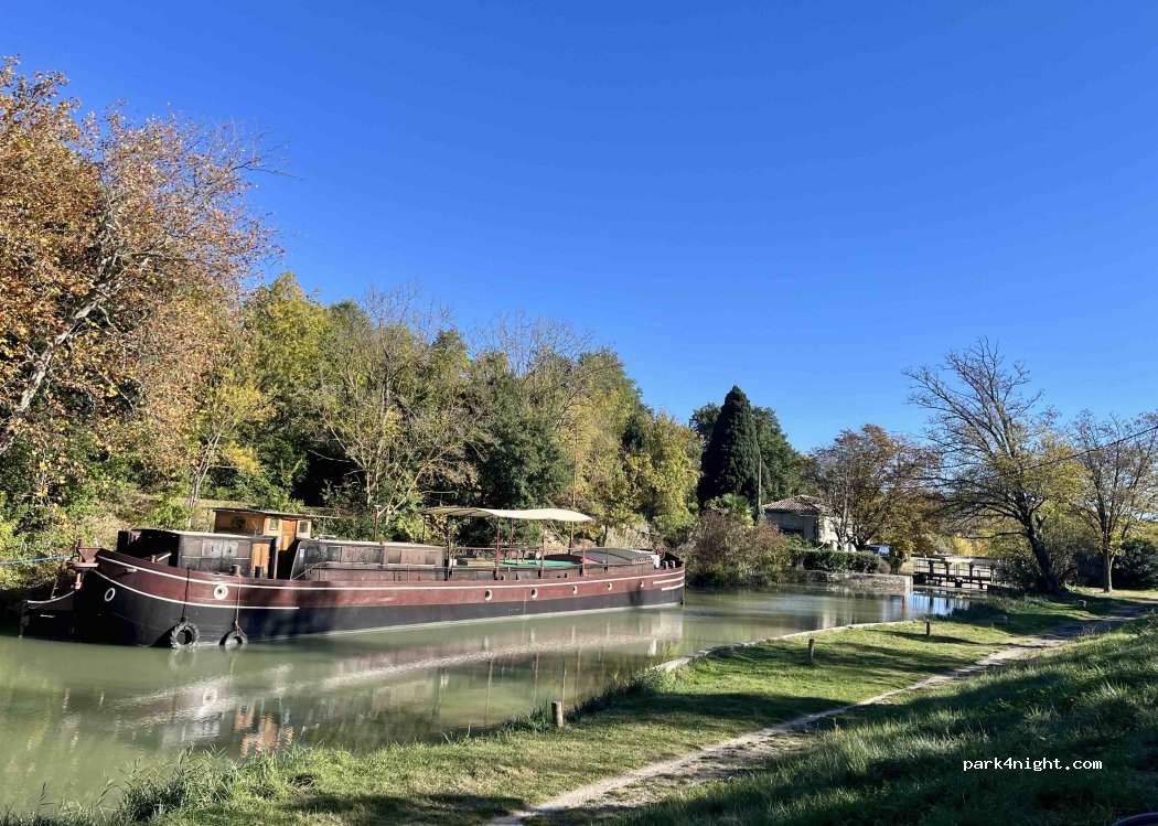 (11800) Bouilhonnac - Route du Cabardes — foto 3