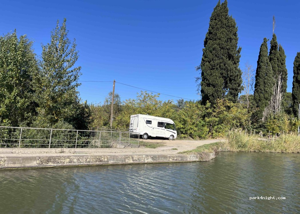 (11800) Bouilhonnac - Route du Cabardes — foto 4