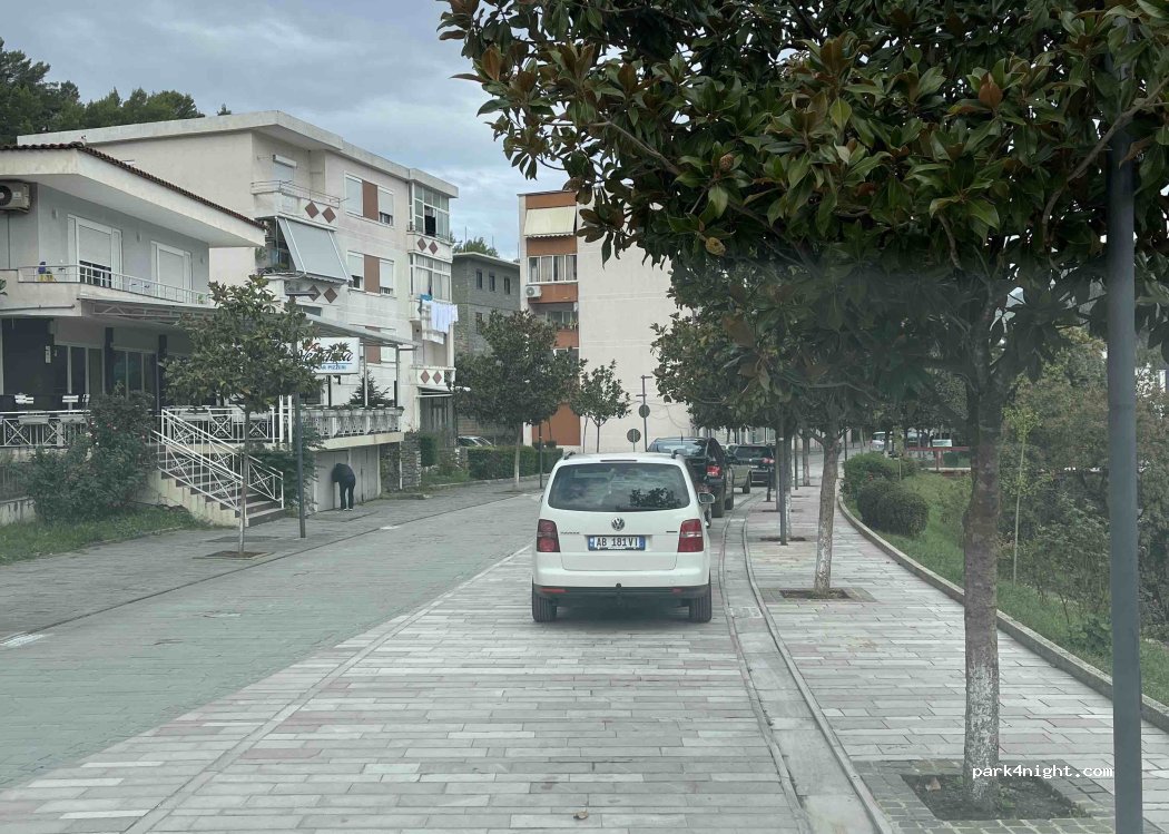 (6401) Përmet - Shetitoria Mentor Xhemali — foto
