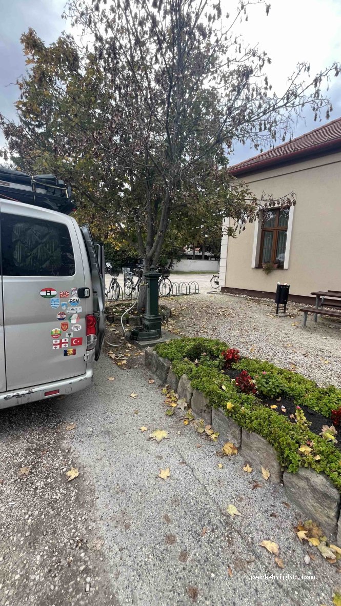 (9155) Lébény - Iskola utca — foto