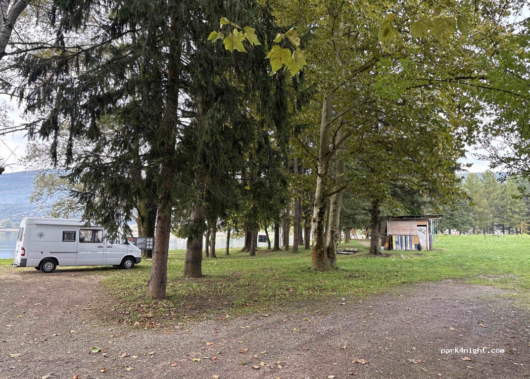 (47300) Sabljak Selo - Vikend naselje Sabljaci — foto