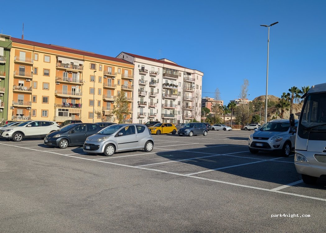 (88048) Crotone - Via Giovanni Falcone — foto